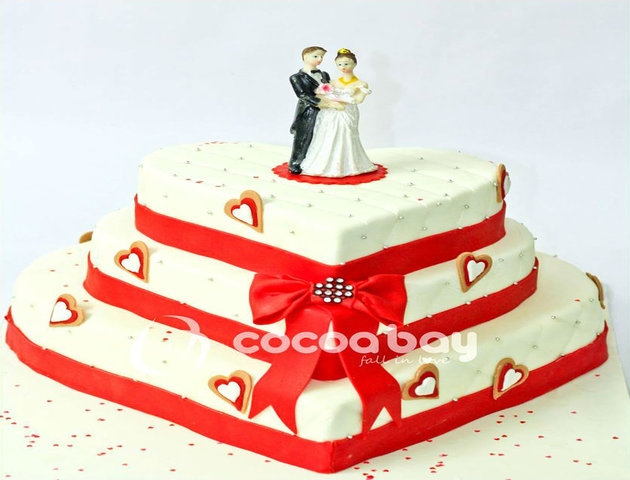 Wedding Cakes - White Forest - 5 Kgs - Heart